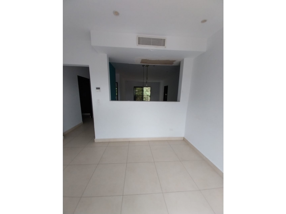 Venta de apartamento en Embassy Village, Albrook — foto 2