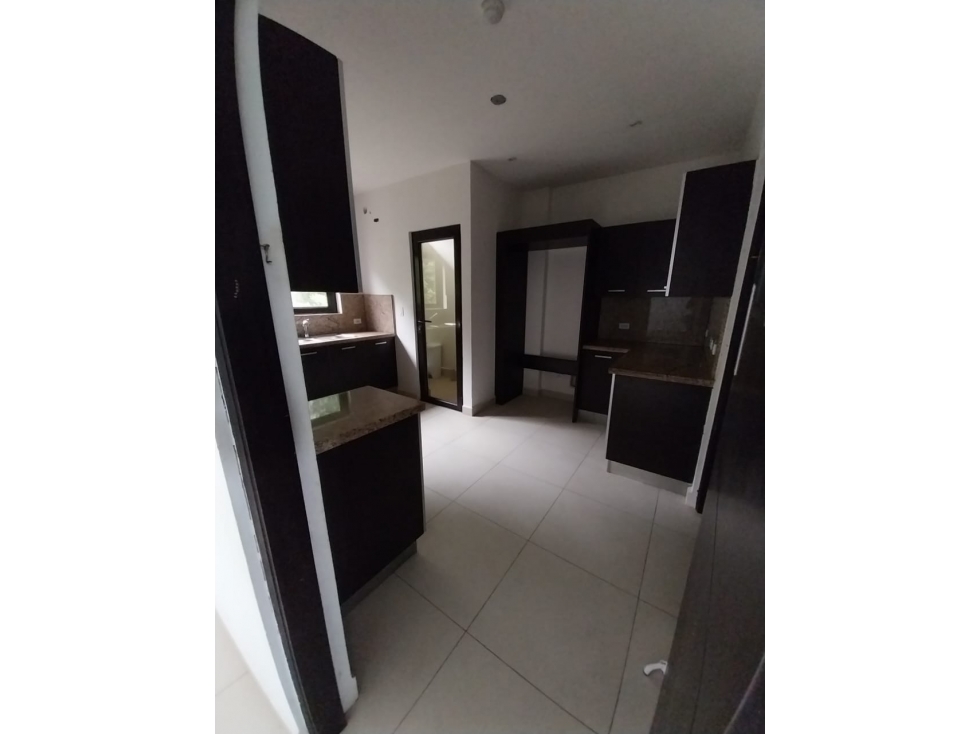 Venta de apartamento en Embassy Village, Albrook — foto 4