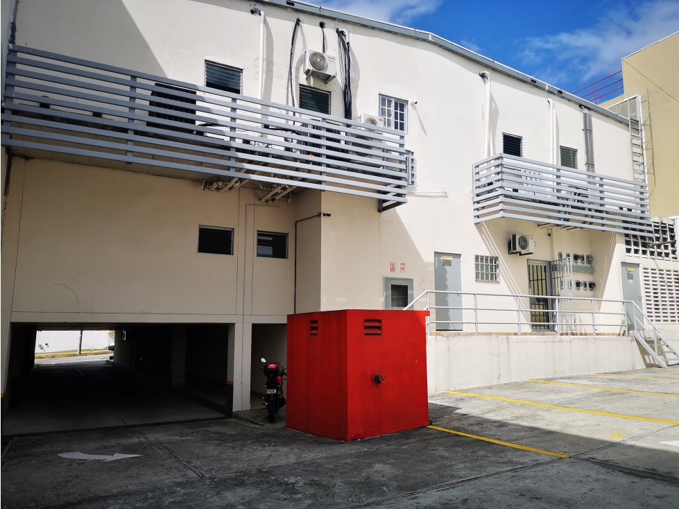 Se Vende Plaza Comercial Condado del Rey - 6