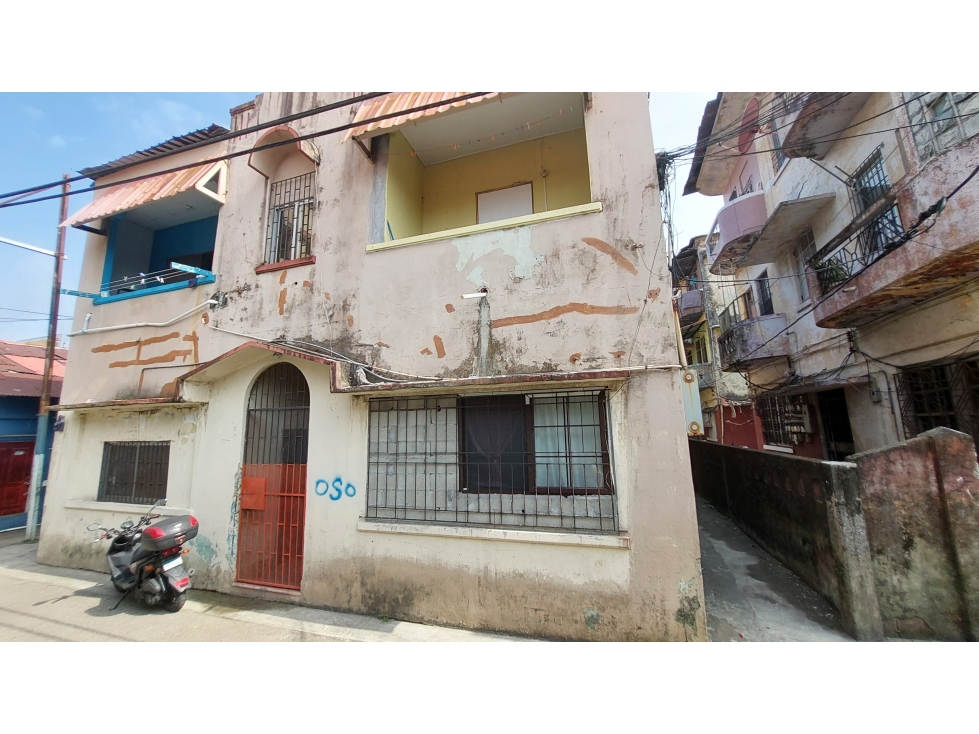 Se venden edificios en Barrio Norte, Colón - 2