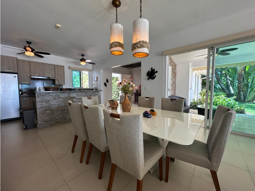 Venta y alquiler de casa frente al mar en Bijao, Río Hato — foto 4