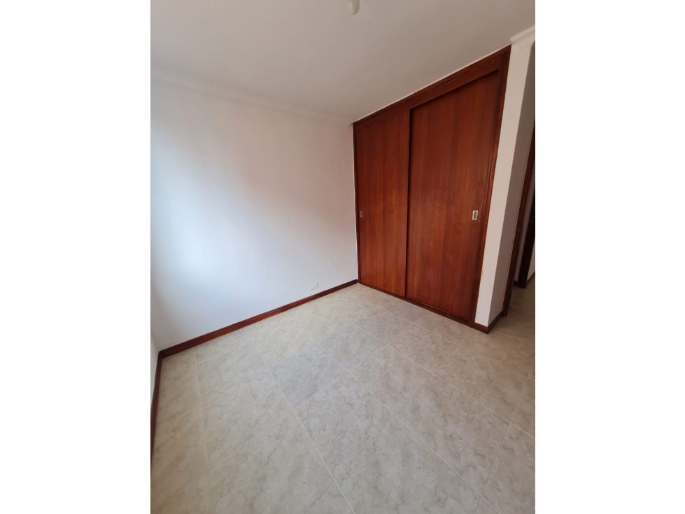 Venta De Apartamento Loma De Los Bernal — foto 5