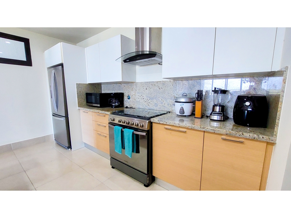 Venta de apartamento amoblado en Residencial Altamar, San Carlos — foto 2