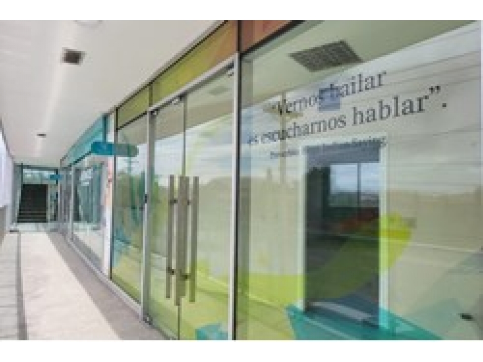 Alquiler de locales en Plaza Smartfit, Versalles, Avenida Costanera — foto 2