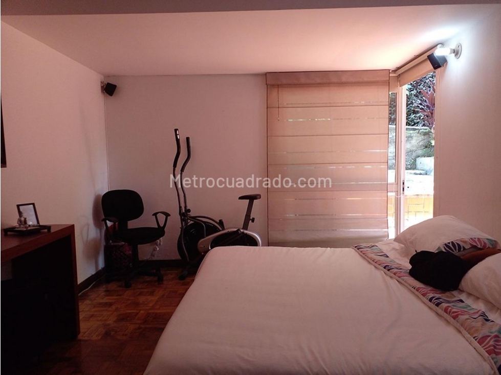Venta de Casa en el Poblado / San Lucas — foto 2