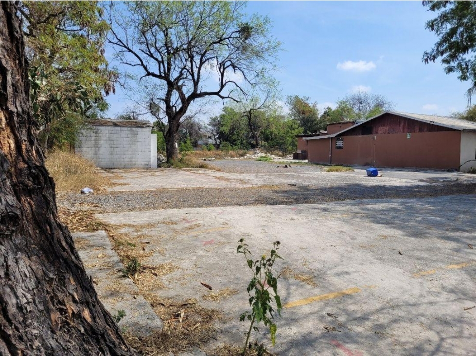 Terreno Venta esquina 2182 metros Centro de San Nicolas de los Garza - 3