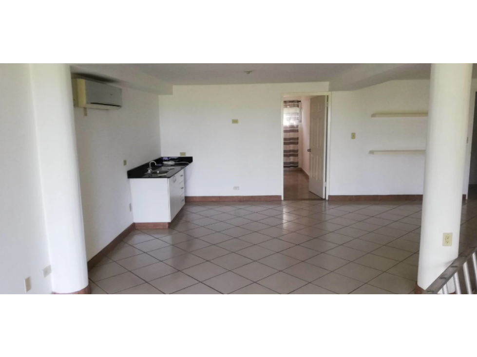 Alquiler de casa en Balboa, Cerro Ancón, Panamá — foto 4