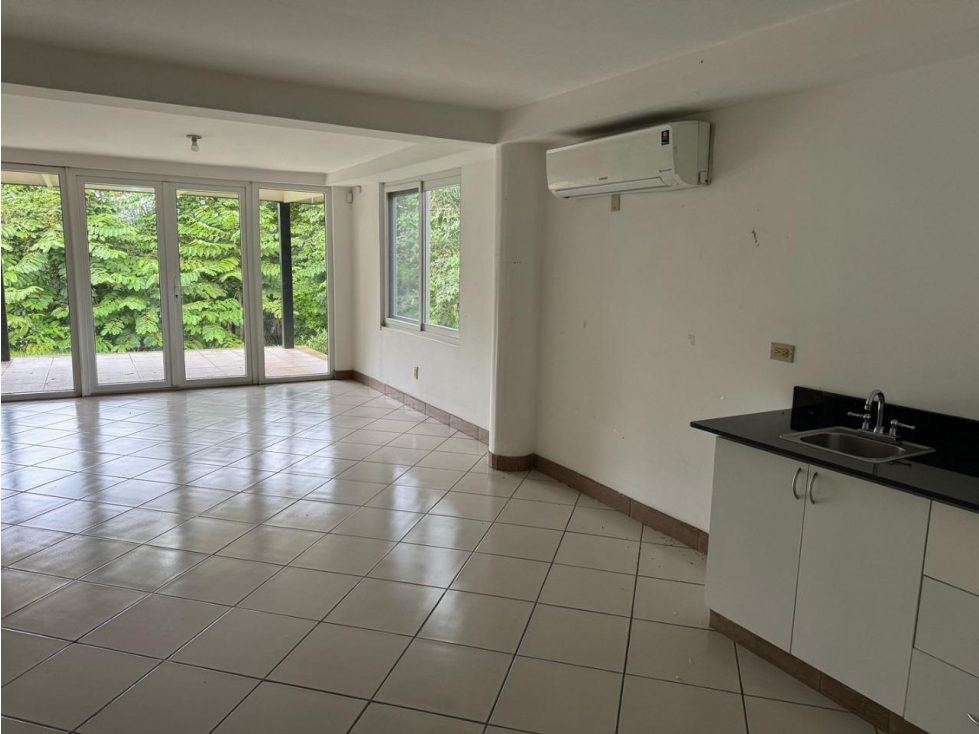 Alquiler de casa en Balboa, Cerro Ancón, Panamá — foto 5
