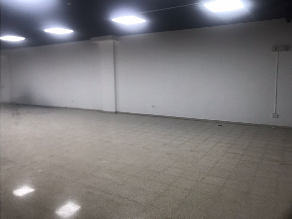 Alquiler de locales comerciales en Plaza Agora, Chanis, Panamá — foto 4