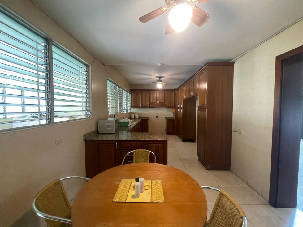 Venta de Casa de esquina de 1.784.50 M de Terreno en Obarrio, Panamá — foto 5