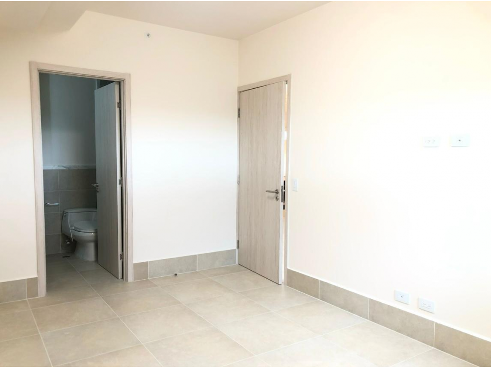 Alquiler de apartamento de 2 habitaciones en Ocean House, Santa Maria — foto 3