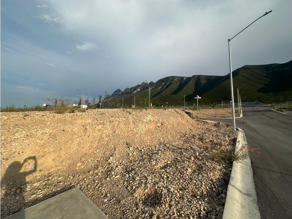 TERRENO EN VENTA EN DOMINIO CUMBRES PALO BLANCO RESIDENCIAL