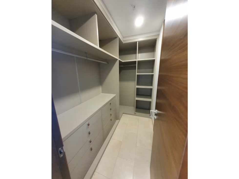 Venta de Apartamento con línea blanca en Santa María, Panamá — foto 5