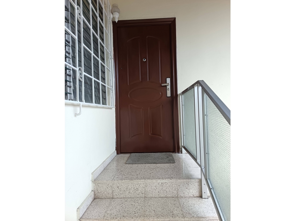 Se vende casa en Altos de Betania — foto 3
