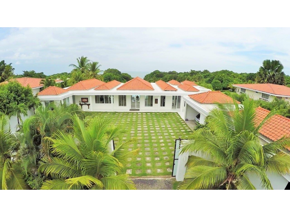 Se Vende casa en P.H. El Cortijo, Costa Esmeralda