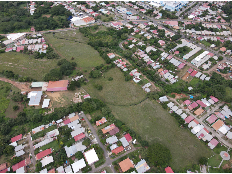 Se vende terreno en Chitré - 2