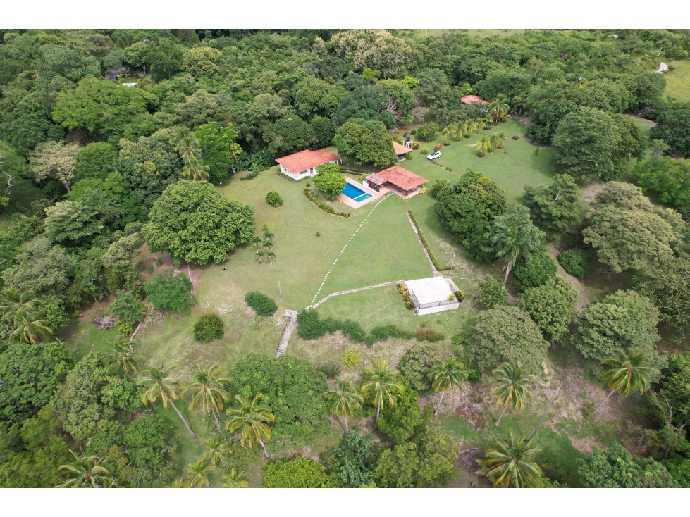 Se vende casa frente al mar en Seacliff, Coclé - 1