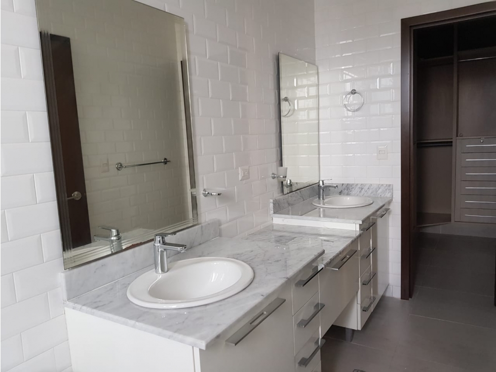 Se Alquila Apartamento Full Amueblado con lujo PH Jade San Francisco — foto 6