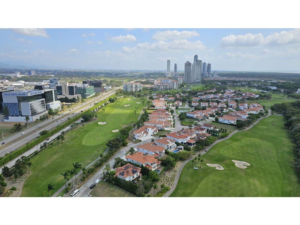 Se Vende Apartamento en Green Garden Santa Maria