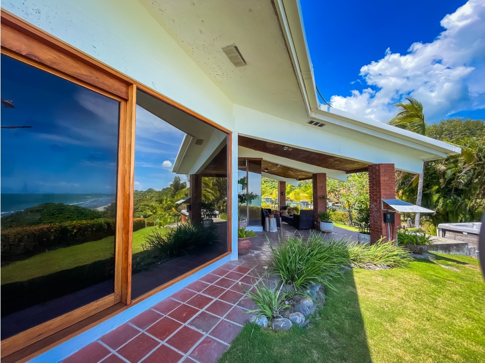 Se vende casa frente al mar en Costa Esmeralda, San Carlos — foto 3