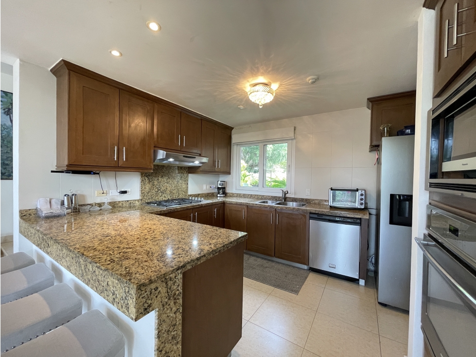 Se vende y alquila casa en Tucan Country Club, Cocolí — foto 6