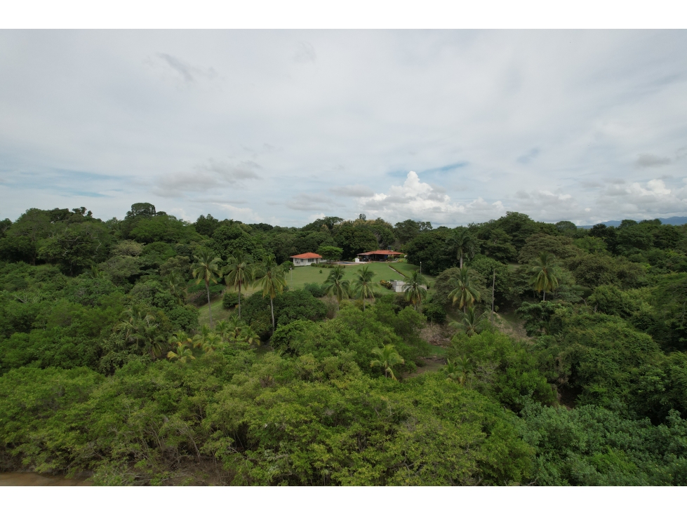 Se vende casa frente al mar en Seacliff, Coclé - 2