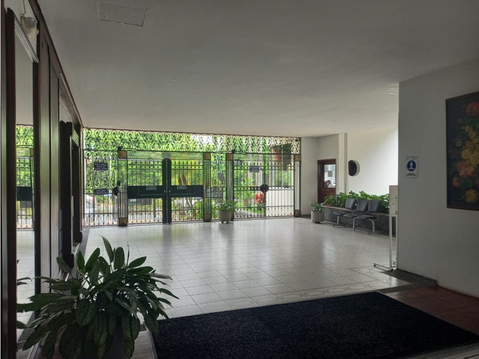 ALQUILO OFICINA EN MENGA PISO 1 7026153 JO