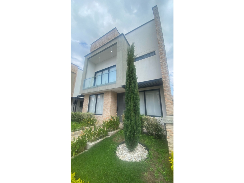 VENDO CASA MANANTIAL DE LAS MERCEDES, JAMUNDI CS8593247