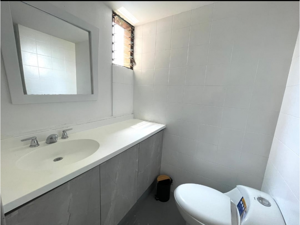 VENDO LINDO APARTAMENTO SUR CUARTO DE LEGUA CS9319934