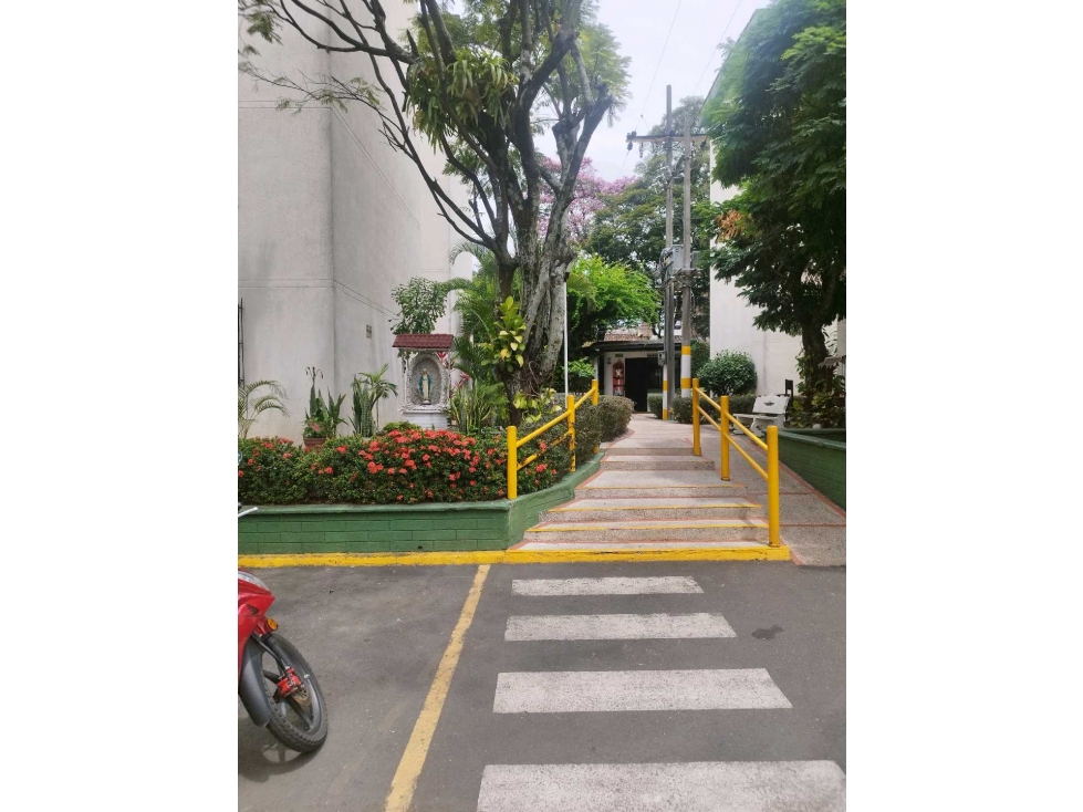 VENDO APARTAMENTO PRIMERO DE MAYO CQ 9889346