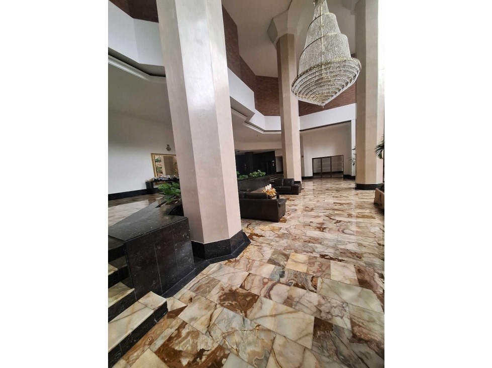 Se vende espectacular apartamento en Santa T. Av Rio. DM 9654743