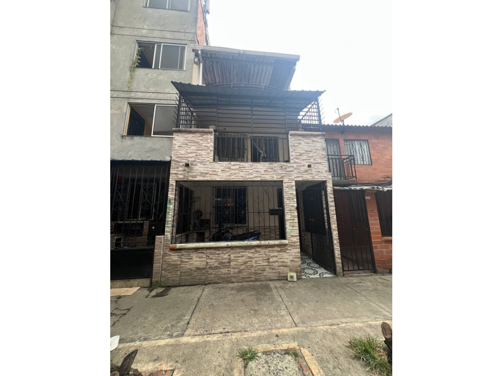 VENTA DE CASA CIUDAD CÓRDOBA RESERVADO, SUR DE CALI- YY-9675531.