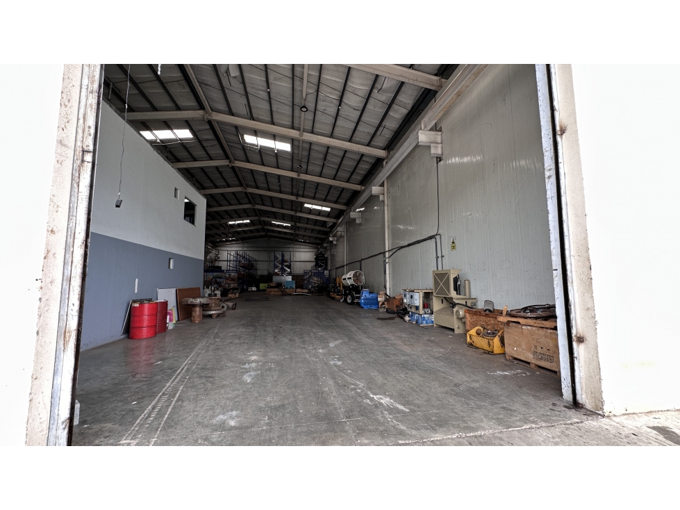Venta y alquiler de galera en Parque Industrial de las Américas - 6
