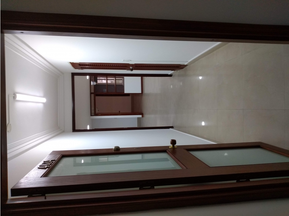 Vendo Amplia Oficina Edificio Torre de Cali 4 Piso LUG 9412157 — foto 2