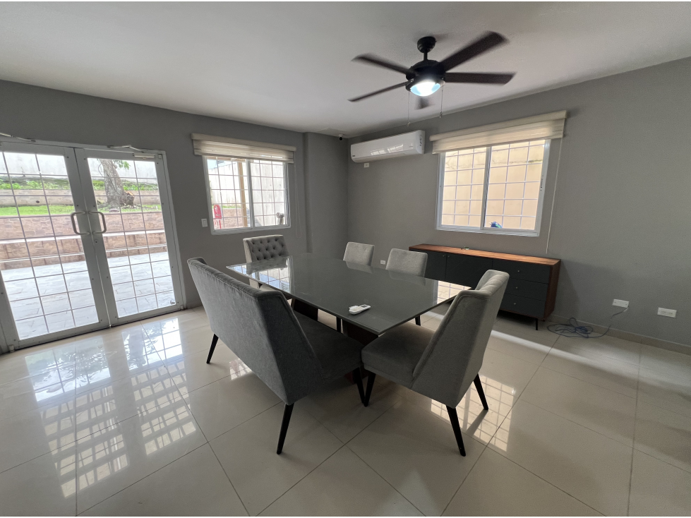 SE VENDE CASA EN EL DORAL (Urbanización El Bosque) — foto 2