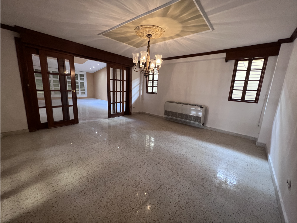 Venta de casa en La Alameda — foto 3