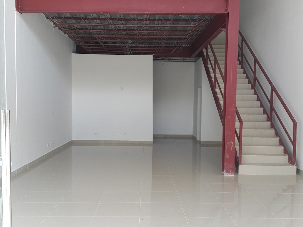 Se Alquila o Vende Local Comercial en Plaza Milla 8 — foto 5