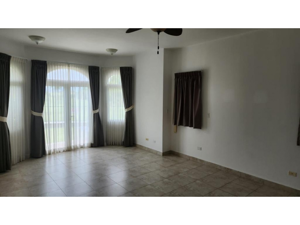 Se Vende Casa Unifamiliar en Tucan Country Club Panama Pacifico — foto 5