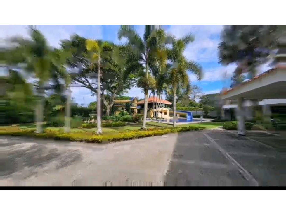 VENDO HERMOSA CASA EN PARCRLACION PANCE — foto 3