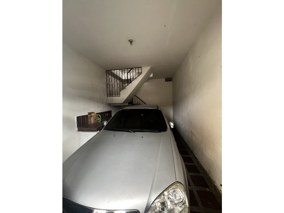 VENTA DE CASA AL SUR DE CALI, BARRIO SAN FERNANDO -YY-9689787 — foto 5