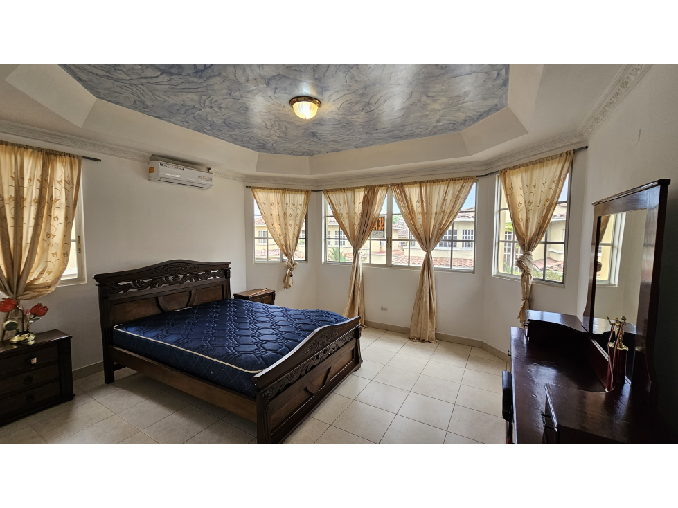 Se Alquila Casa Duplex Amoblada en Dorado Lakes Condado Del Rey - 3