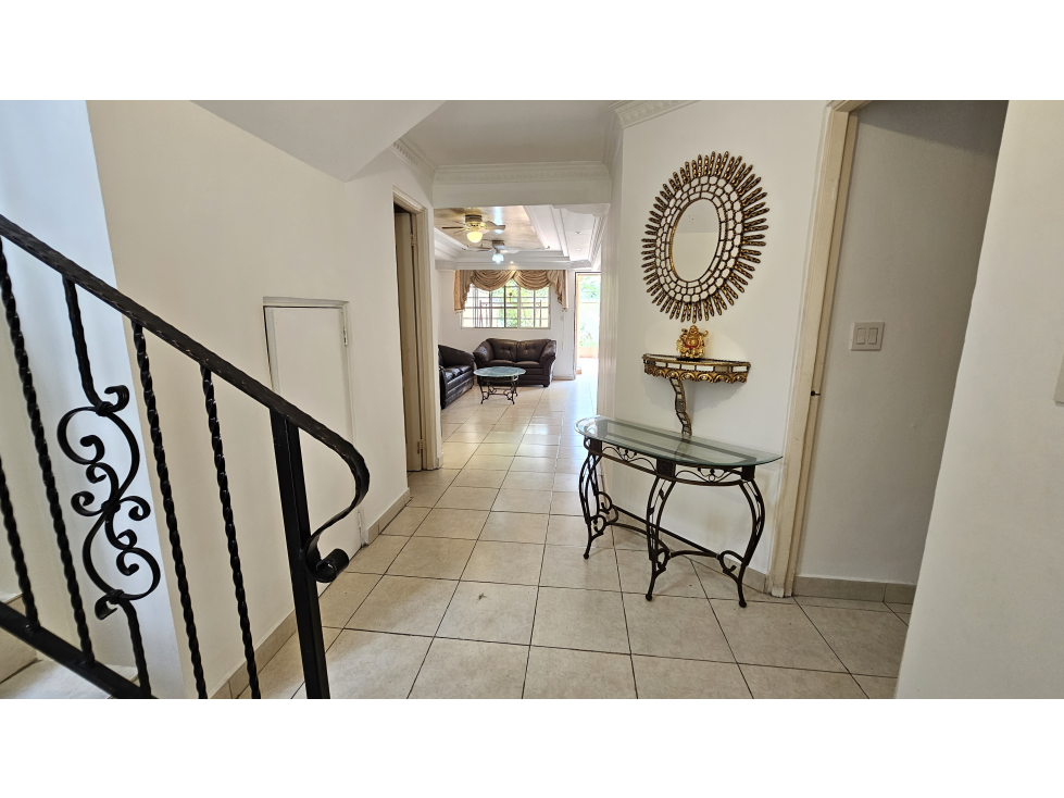 Se Alquila Casa Duplex Amoblada en Dorado Lakes Condado Del Rey - 6