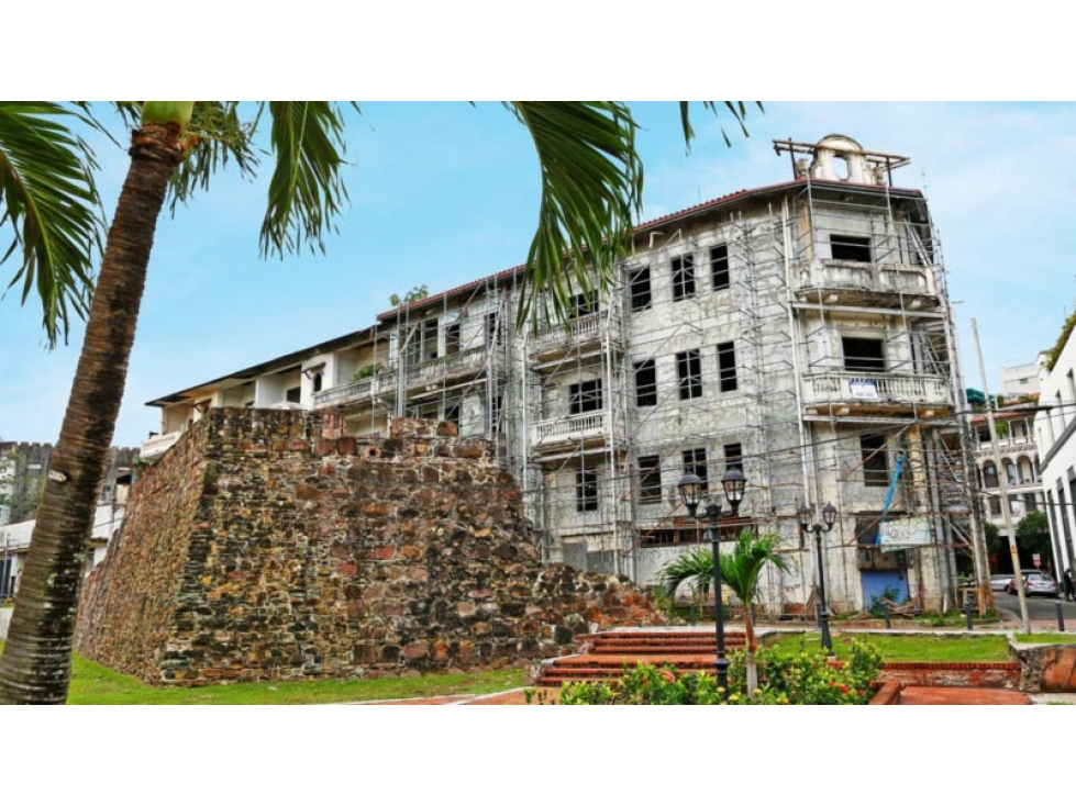 Se vende apartamento Mansión Baluarte, Casco Viejo