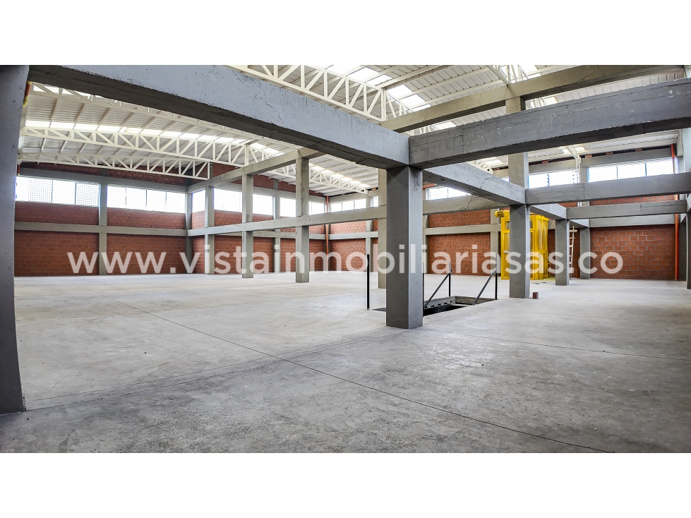 Arriendo Bodega Sector la Florida , Villamaría - 3