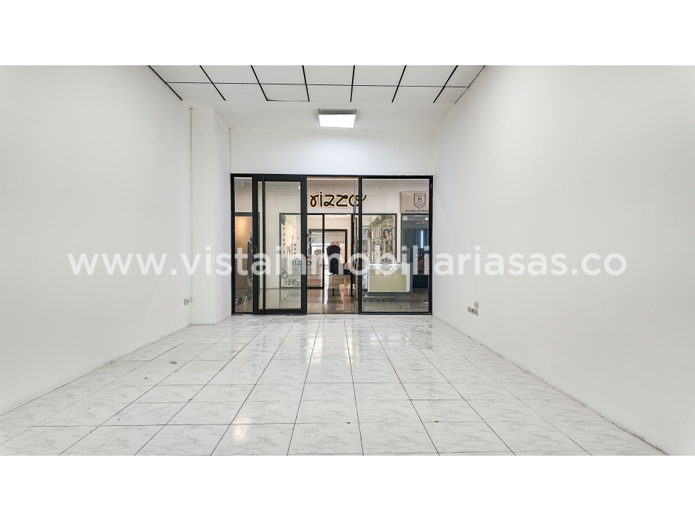 Arriendo Local Av. Santander, Manizales — foto 3