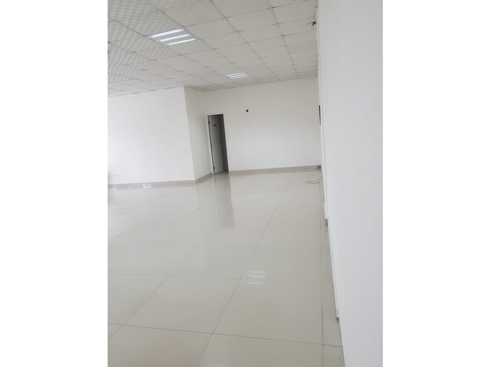 Se Alquila céntrico local comercial en La Chorrera