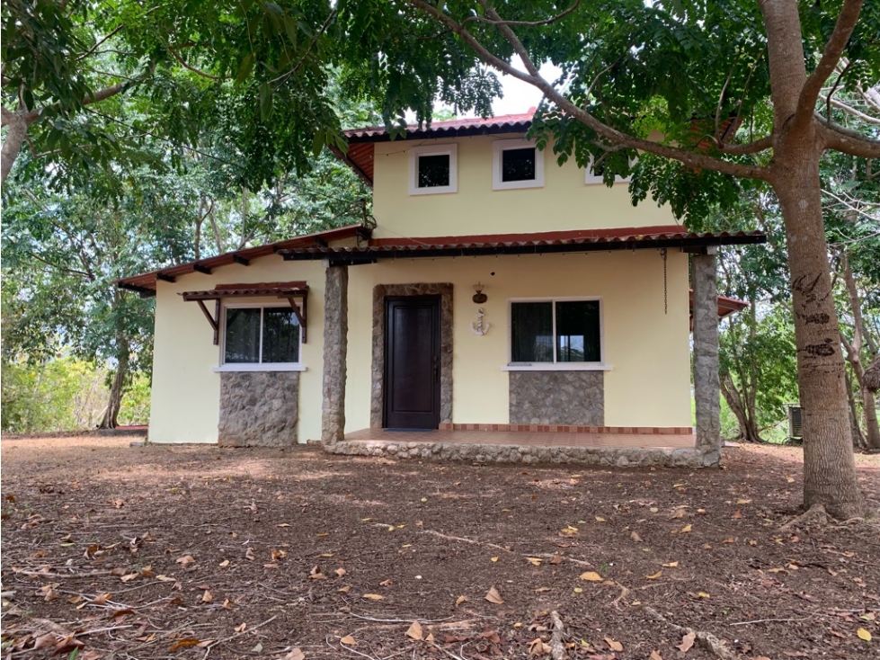 VENDO EN LA REPRESA LA CHORRERA CASA
