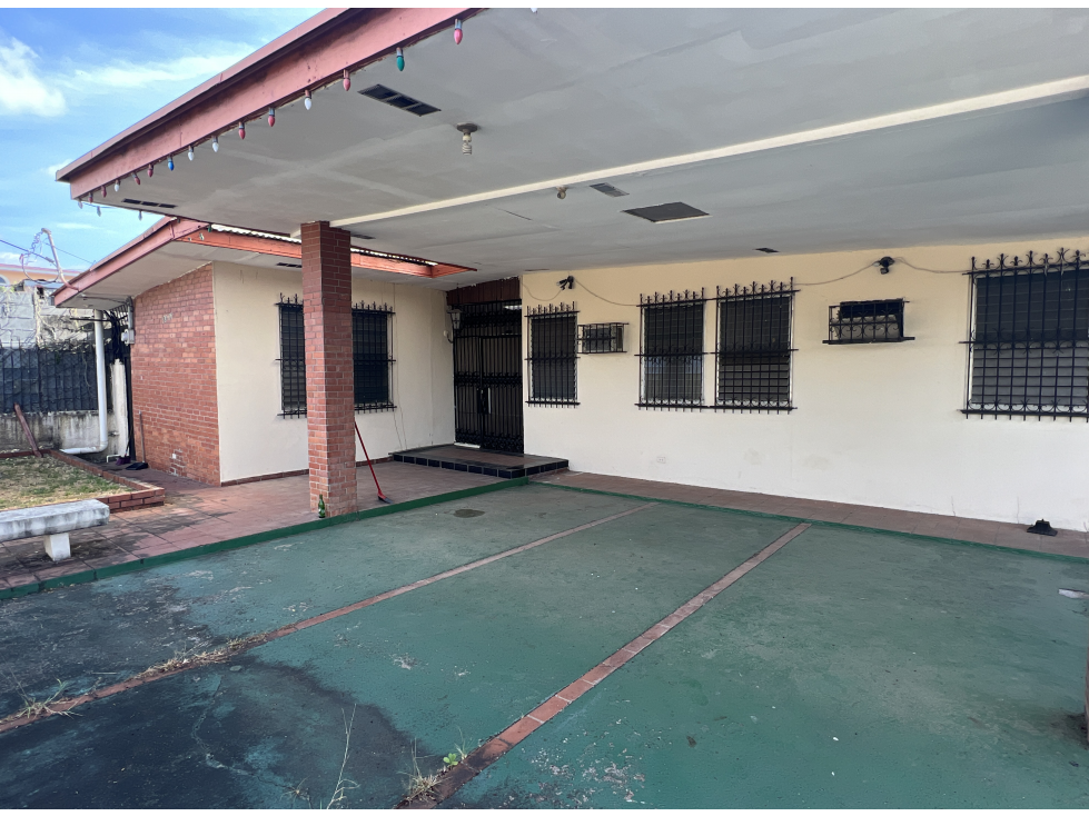 SE VENDE CASA (CIUDAD RADIAL) - 5