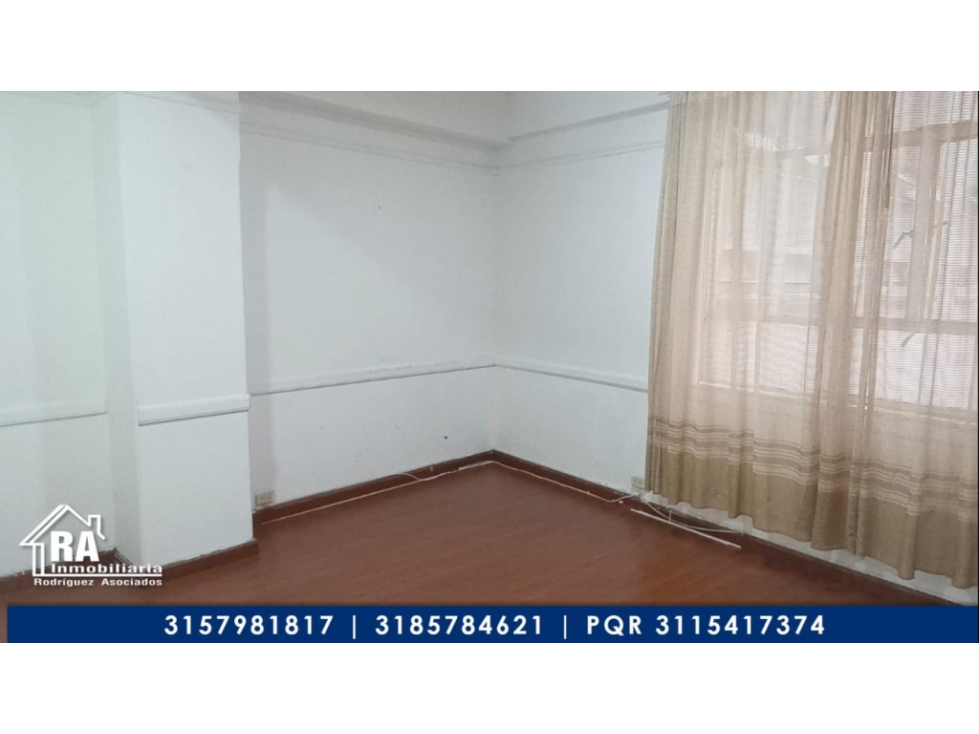 Oficina en Vender en Bogotá D.C. — foto 2