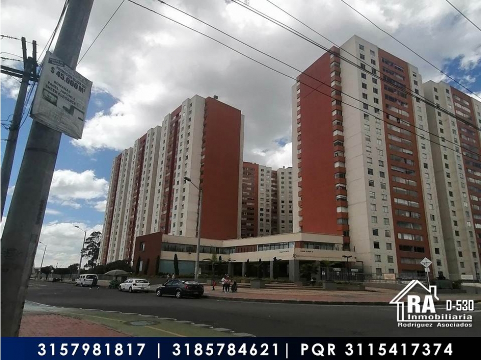 SE VENDE GRAN APARTAMENTO DE 3 HABITACIONES Y PARQ PROPIO EN GRANADA — foto 2